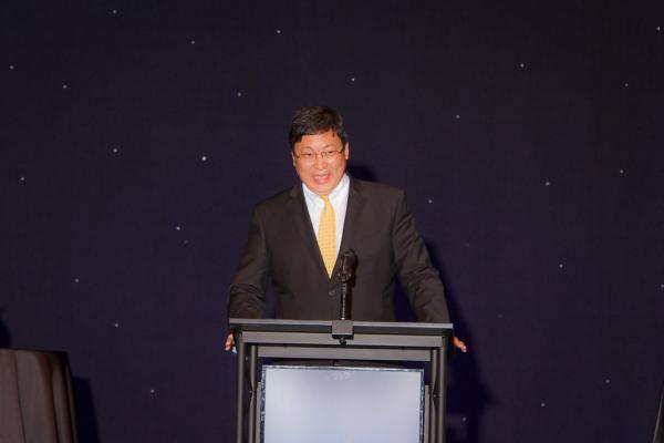Yutaka Nihara, MD speaking at Spirit of Innovation Gala
